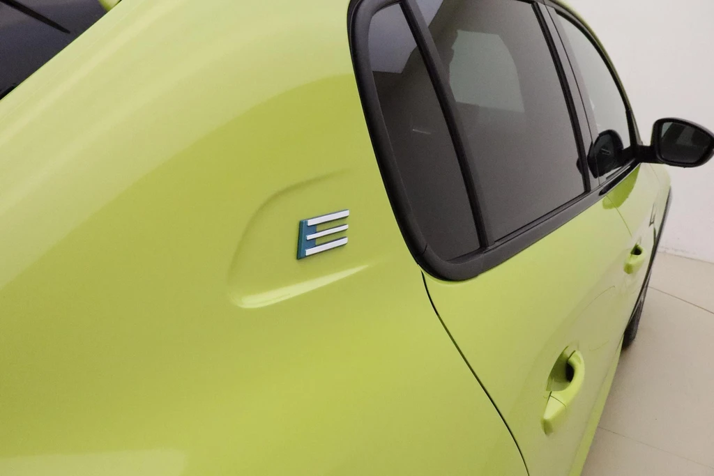 Peugeot e-208 – foto 16
