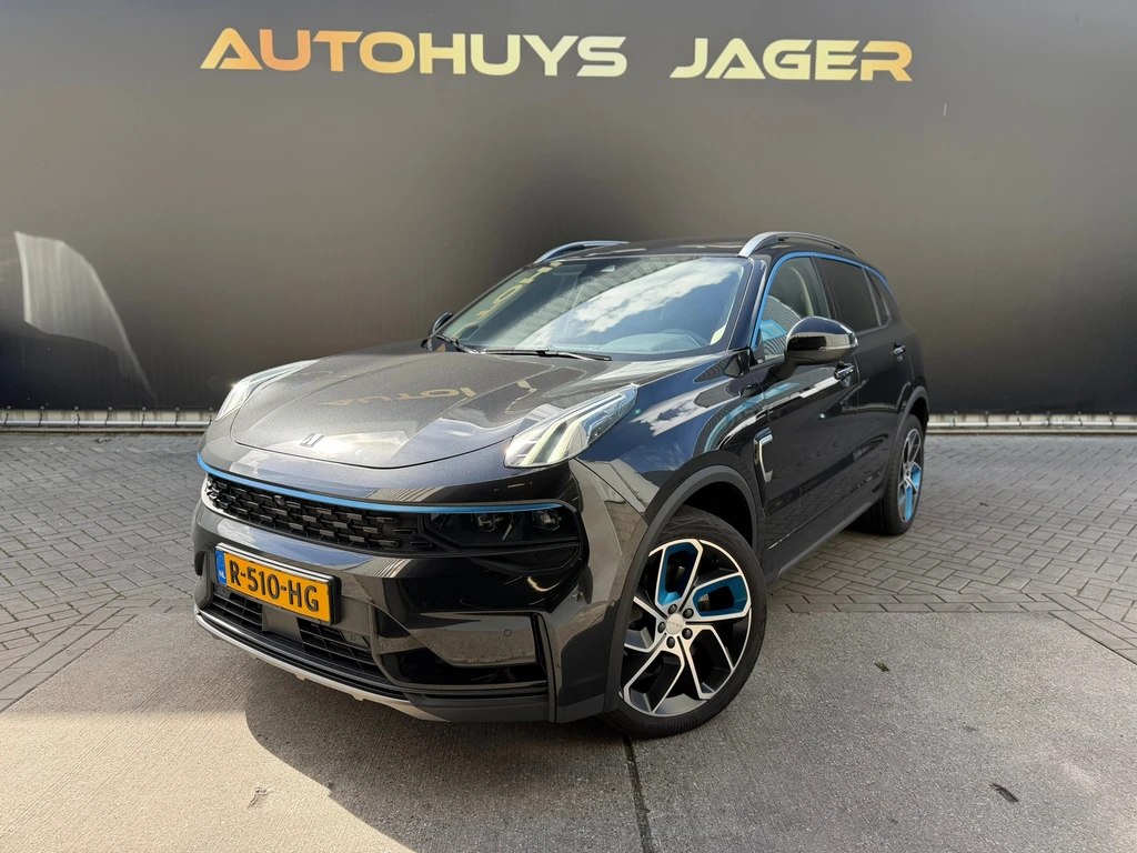 Lynk & Co 01 – foto 1