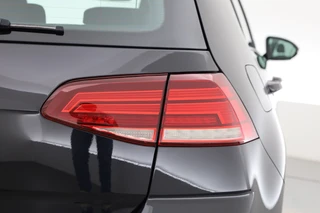 Volkswagen Golf – thumbnail 32
