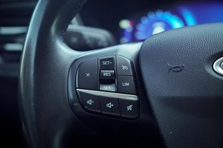 Ford Kuga – thumbnail 25