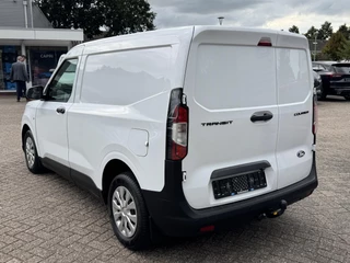 Ford Transit Courier – thumbnail 3