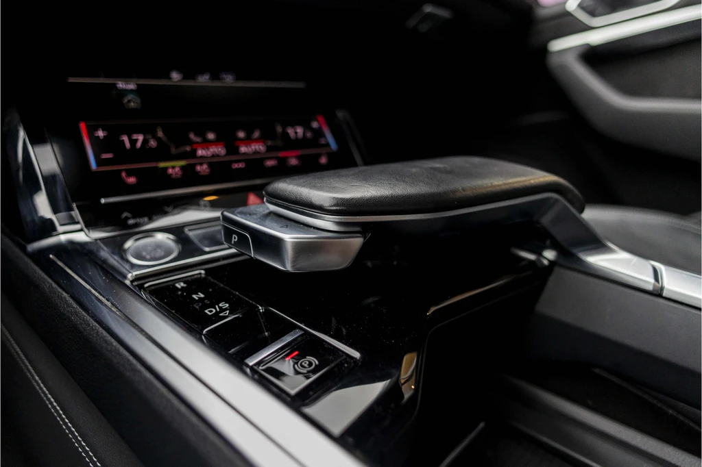 Audi e-tron – foto 31