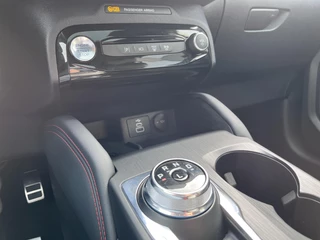 Ford Kuga – thumbnail 15