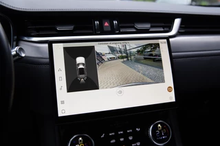 Jaguar F-PACE – thumbnail 19