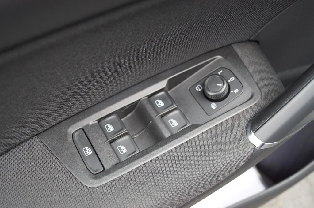Volkswagen Touran – foto 29