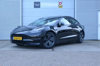 Tesla Model 3 – thumbnail 1