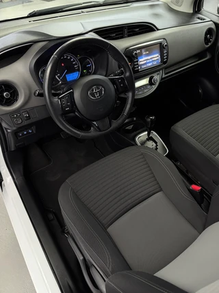 Toyota Yaris – thumbnail 13