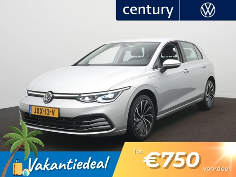 Volkswagen Golf 1.4 eHybrid Style DSG / Adaptive cruise / Navi / Achteruitrijcamera / Sfeerverlichting