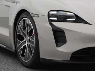 Porsche Taycan – thumbnail 30