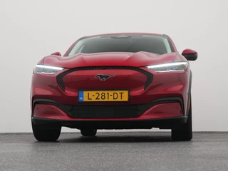 Ford Mustang Mach-E – thumbnail 18