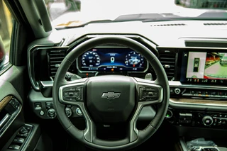Chevrolet Silverado – thumbnail 21