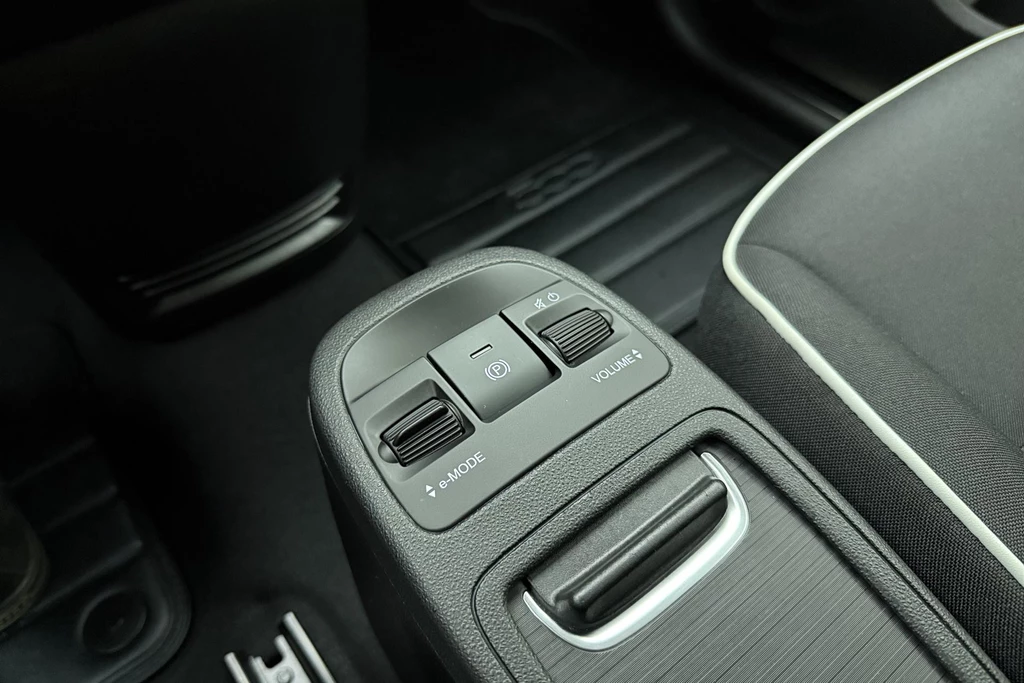 Fiat 500e – foto 26
