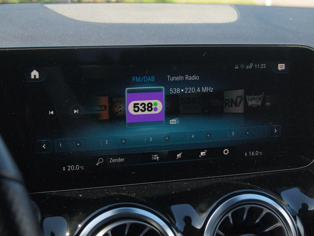 Mercedes-Benz EQA – foto 19