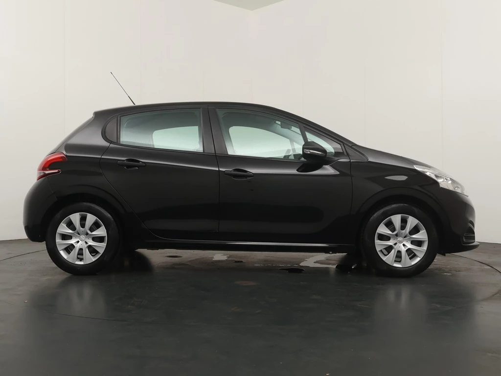 Peugeot 208 – foto 6