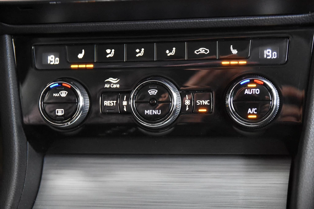 Škoda Superb – foto 18