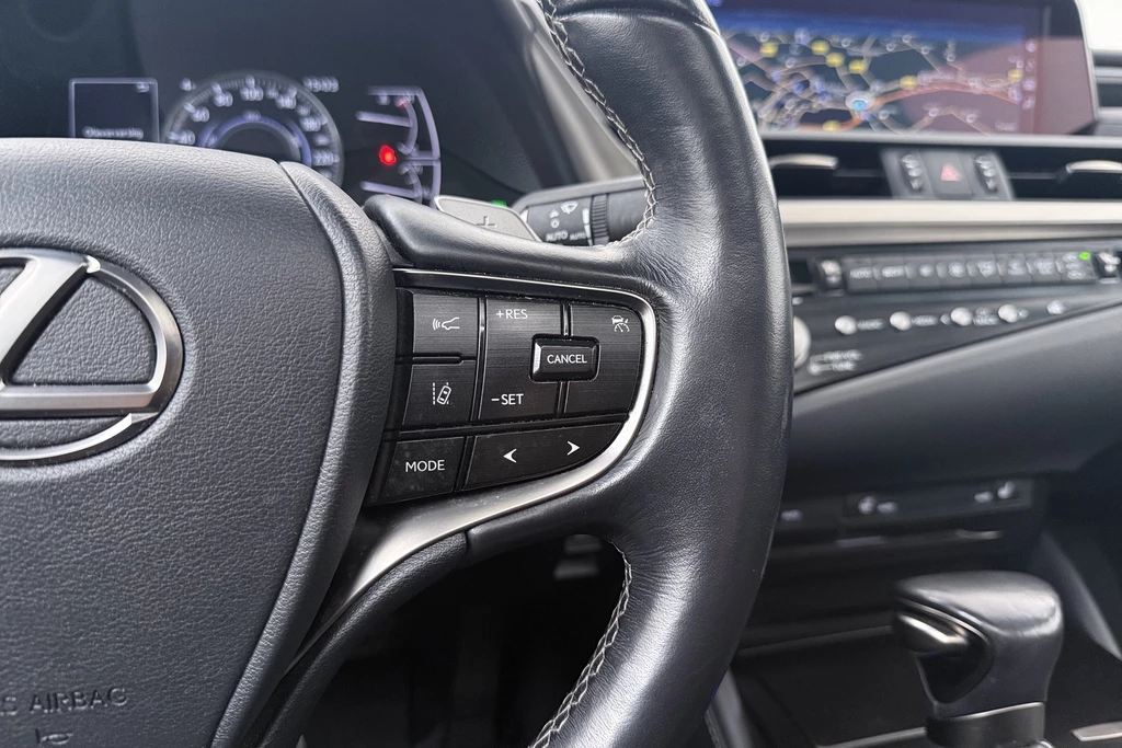 Lexus ES – foto 21