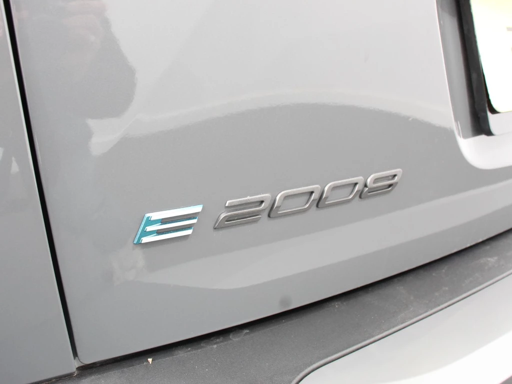 Peugeot e-2008 – foto 38