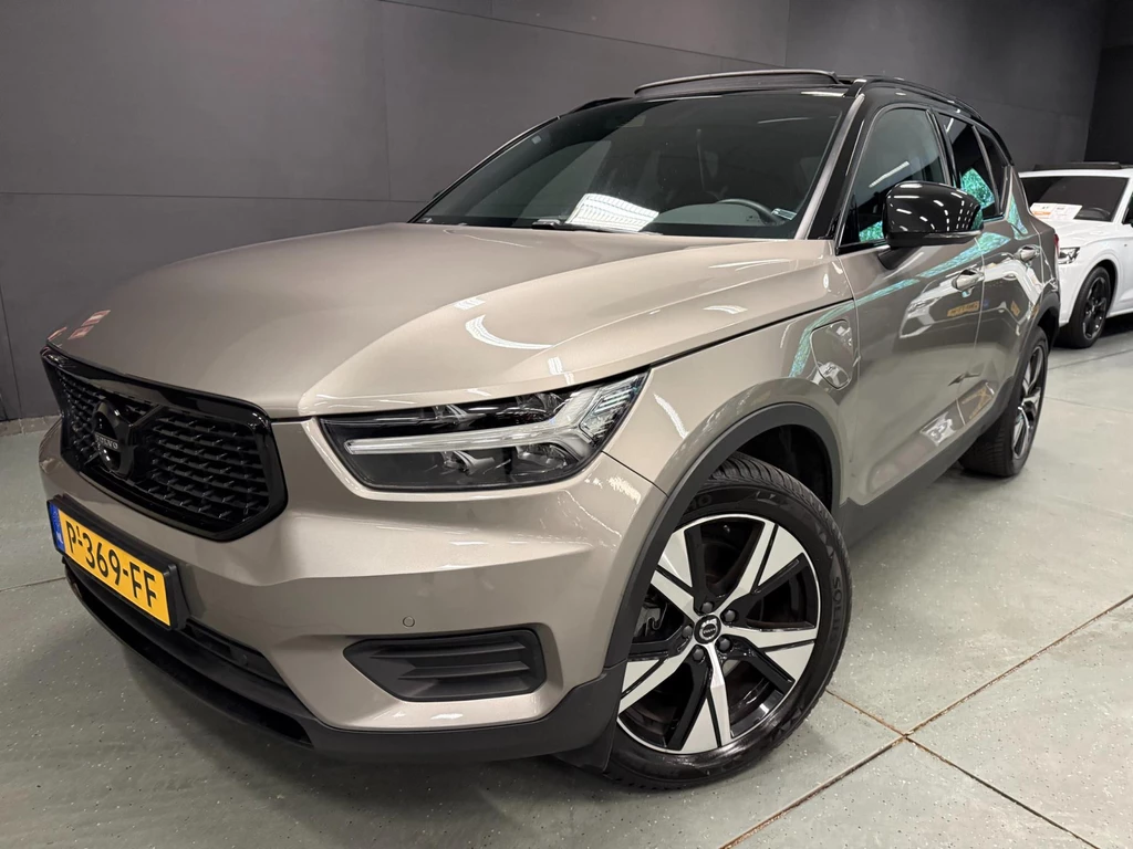 Volvo XC40 – foto 2