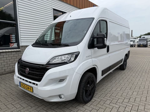 Fiat Ducato 30 2.3 MultiJet L2H2 / vaste prijs rijklaar € 14.950 ex btw / lease vanaf € 252 / lichtmetalen velgen / cruise en climate control / trekhaak / camera / euro 6 / navi