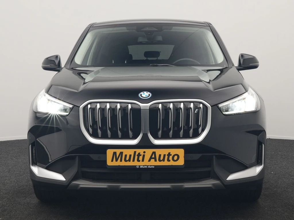 BMW iX1 – foto 10