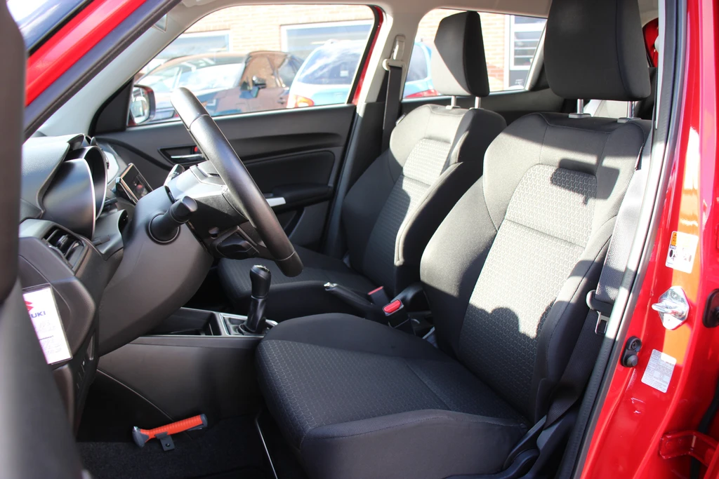 Suzuki Swift – foto 11