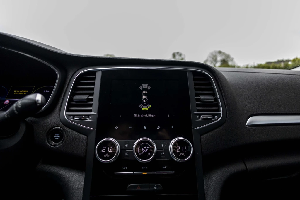 Renault Megane E-Tech – foto 28