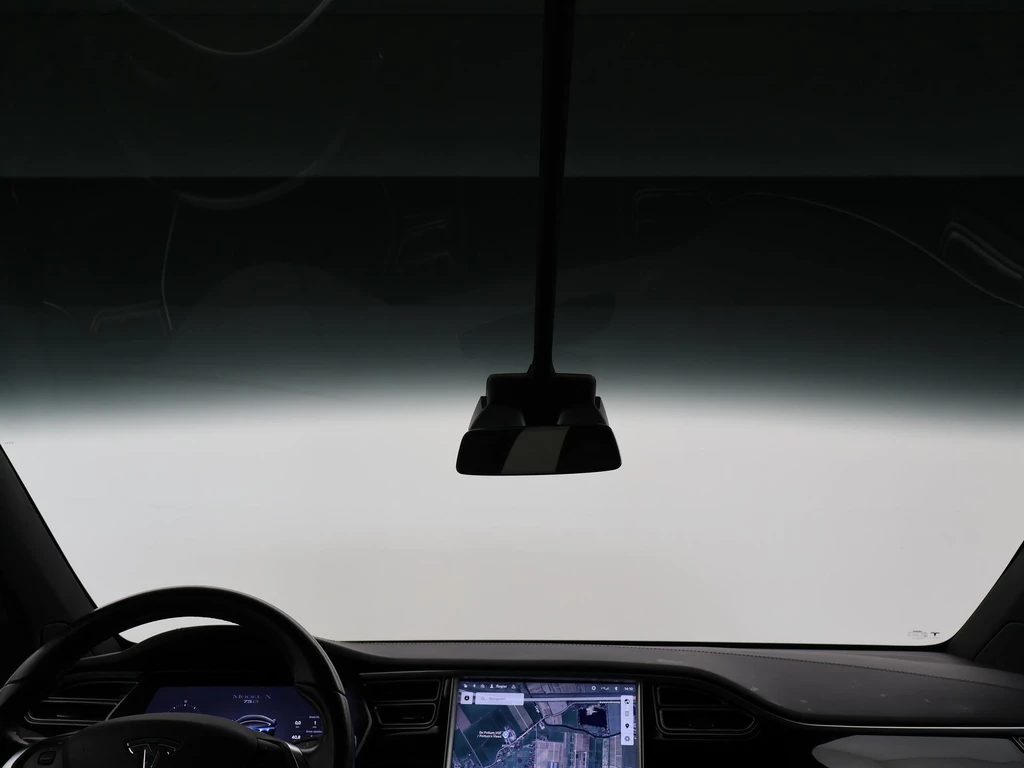 Tesla Model X – foto 31
