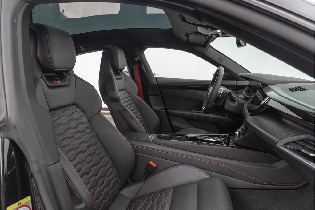 Audi e-tron GT – foto 8