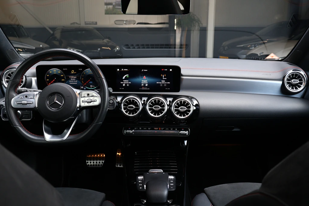 Mercedes-Benz CLA – foto 11