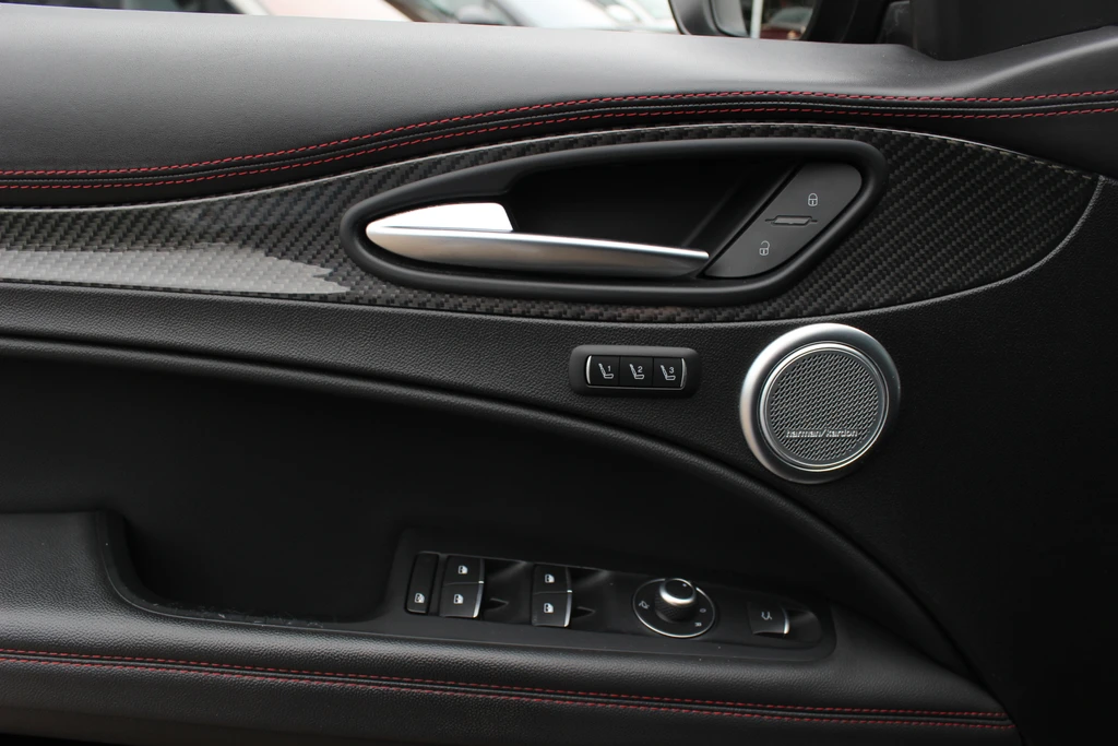 Alfa Romeo Stelvio – foto 39