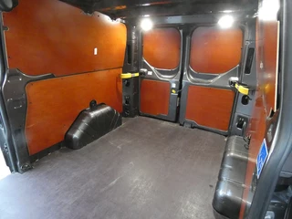 Ford Transit Custom – thumbnail 8