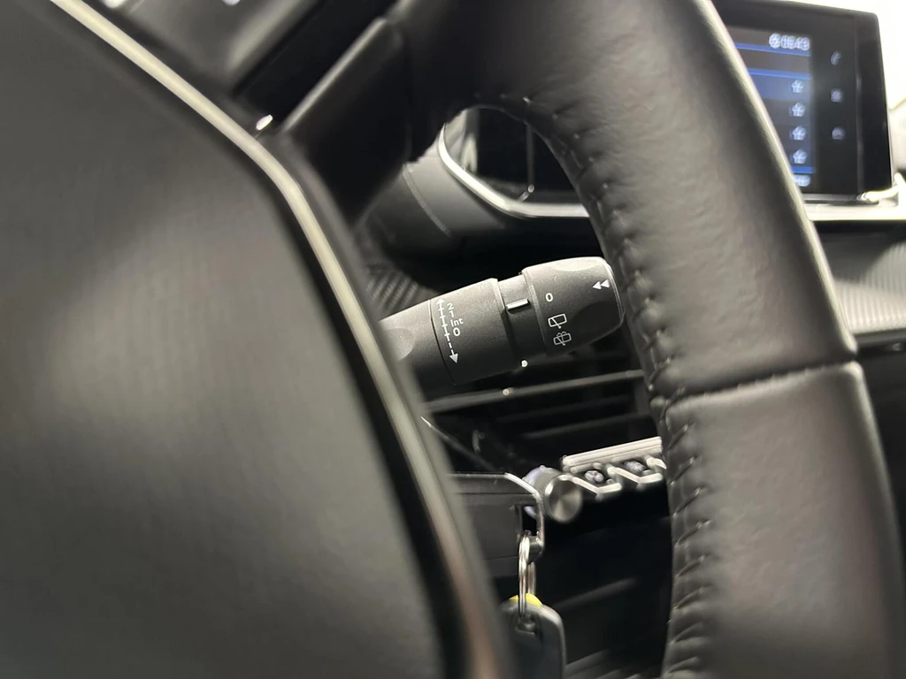 Peugeot 208 – foto 22