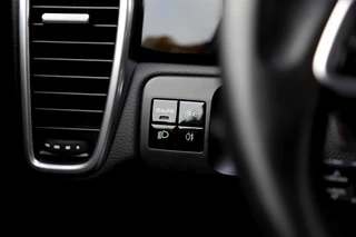 Porsche Cayenne – thumbnail 46