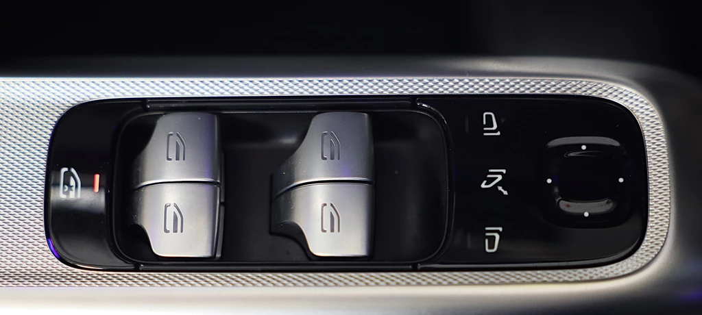 Mercedes-Benz E-Klasse – foto 35
