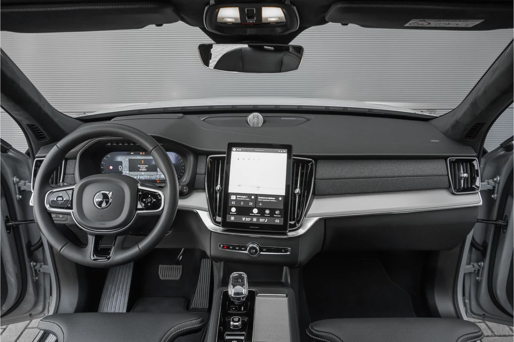 Volvo XC90 – foto 19