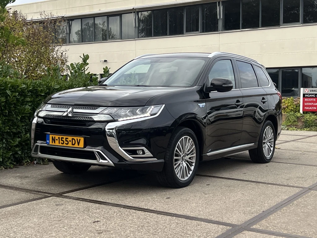 Mitsubishi Outlander – foto 1