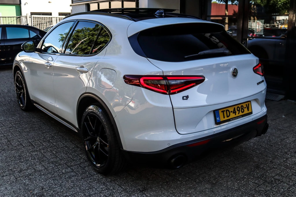 Alfa Romeo Stelvio – foto 4