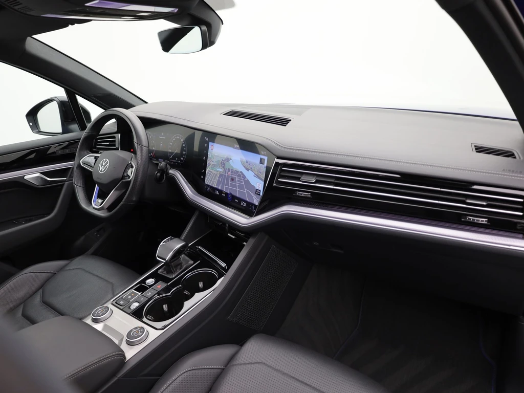 Volkswagen Touareg – foto 36