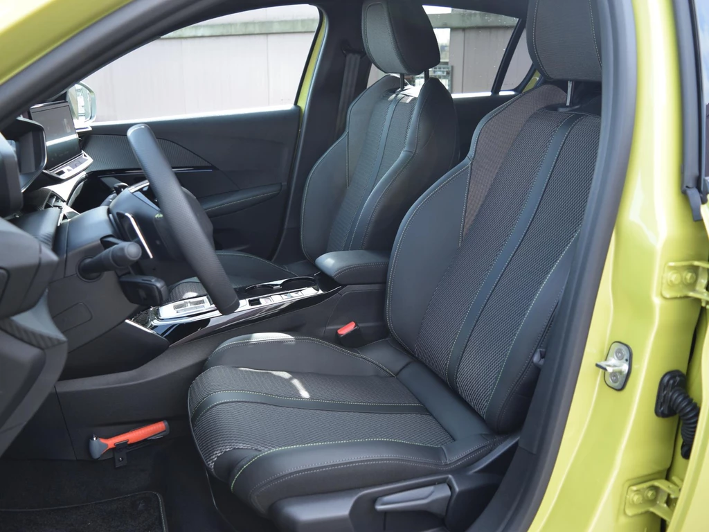 Peugeot 208 – foto 20