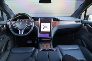 Tesla Model X – thumbnail 23