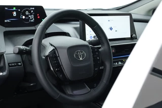 Toyota Prius – thumbnail 7