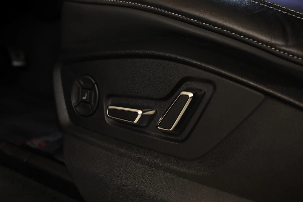 Audi RSQ8 – foto 32
