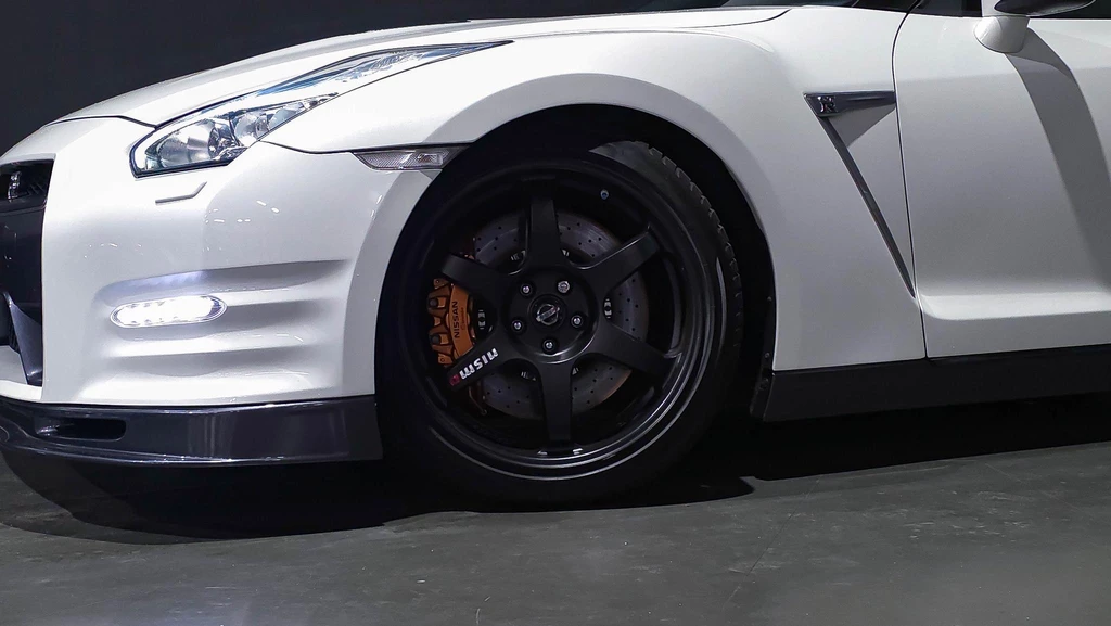 Nissan GT-R – foto 26