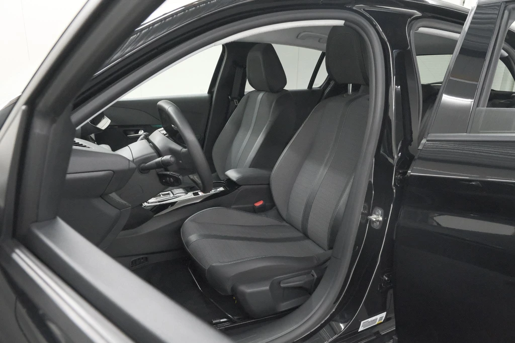 Peugeot e-208 – foto 26