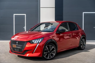 Peugeot 208 – thumbnail 1