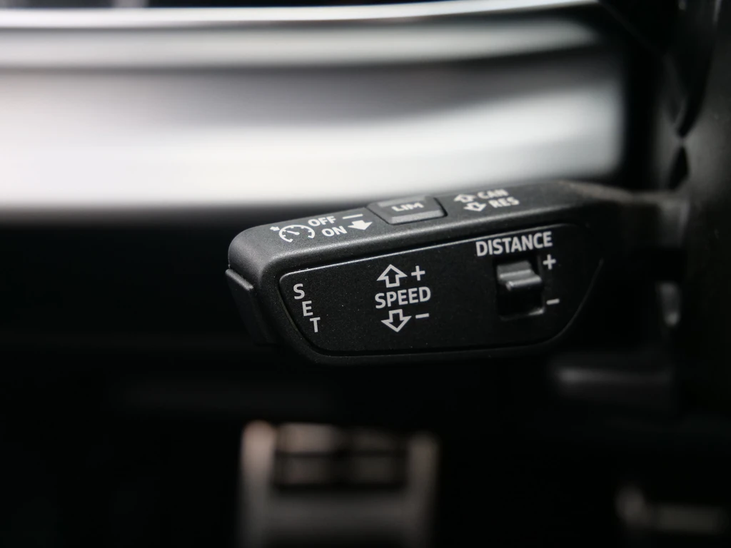Audi Q8 – foto 33