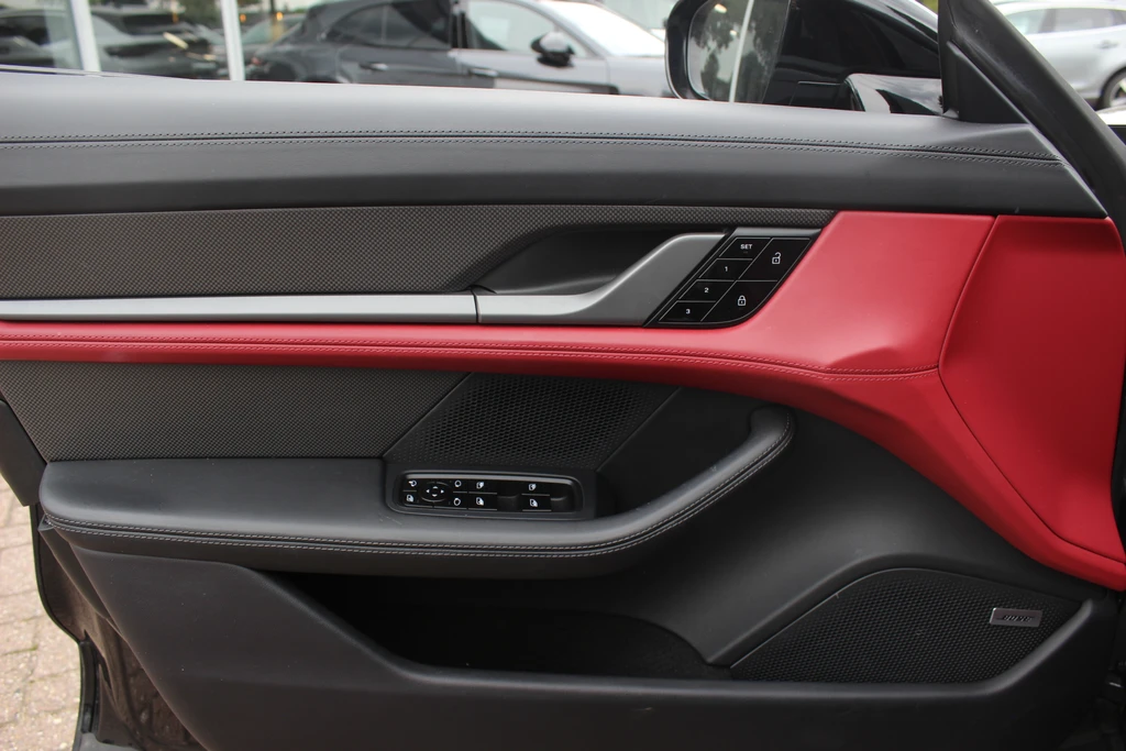 Porsche Taycan – foto 40
