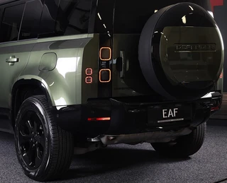 Land Rover Defender – thumbnail 6