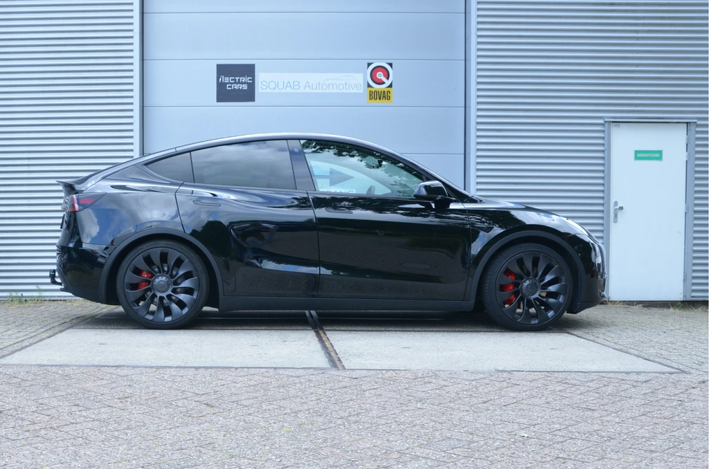 Tesla Model Y – foto 4
