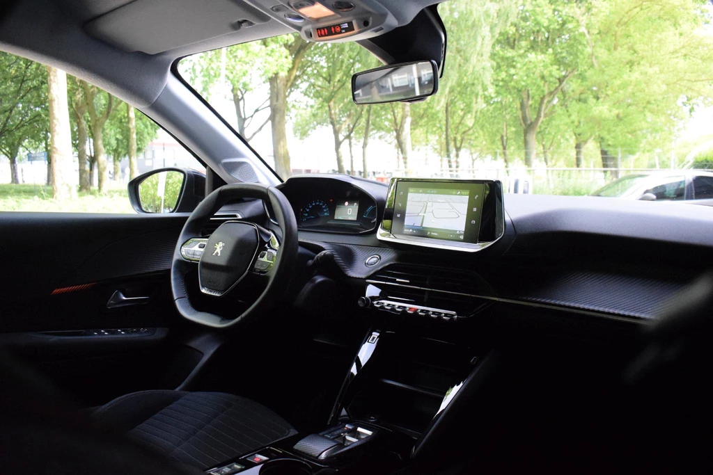 Peugeot e-208 – foto 29